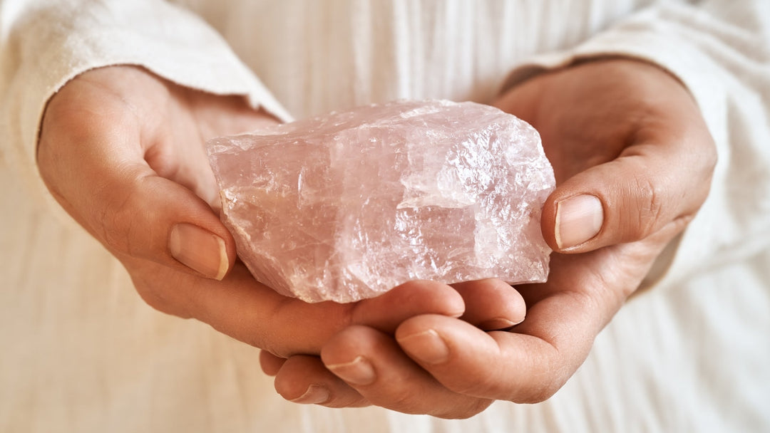 Entdecke die transformative Wirkung von Rosenquarz - LAMIVA.de