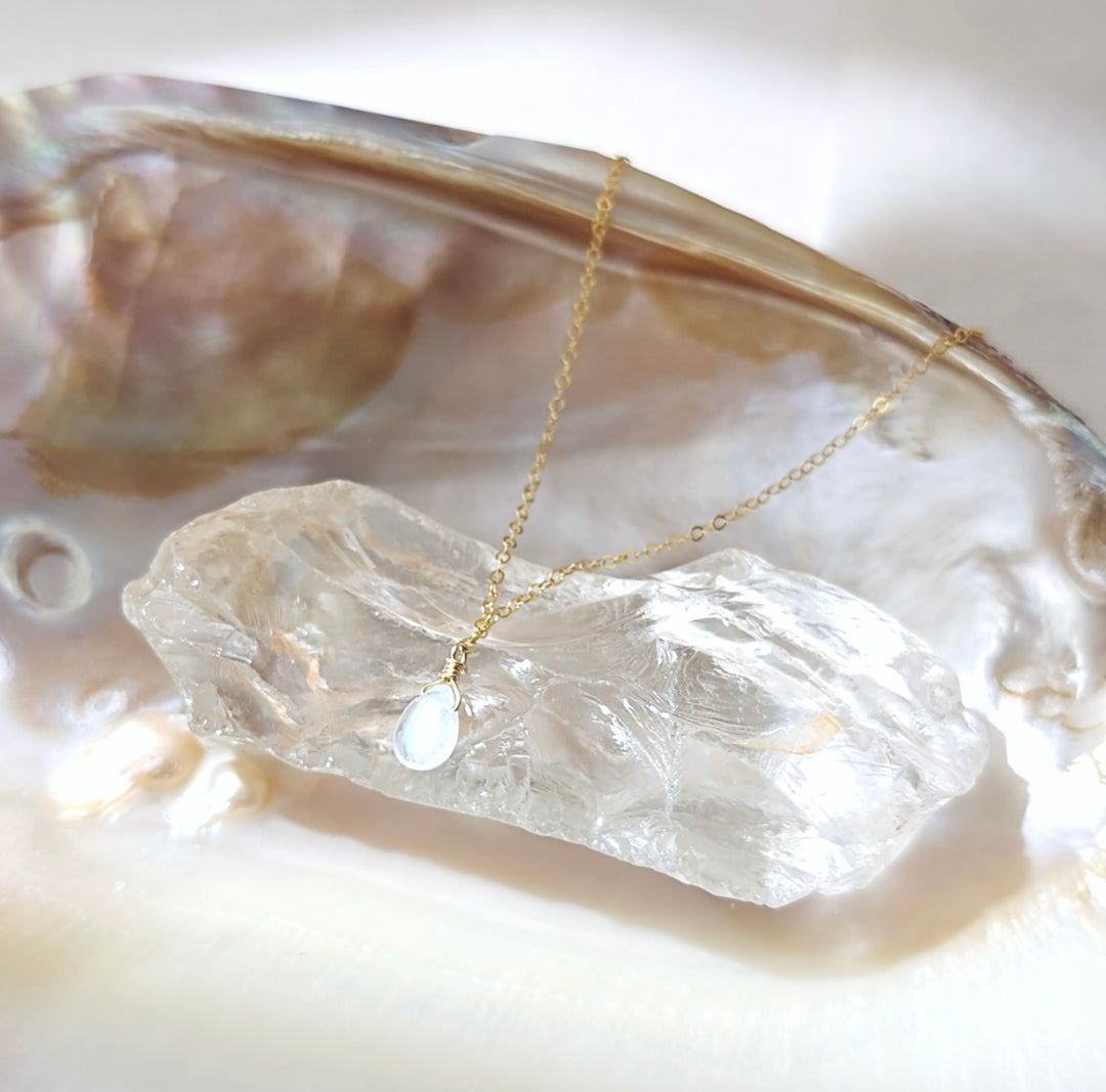 Collana con pietra di luna Aurora