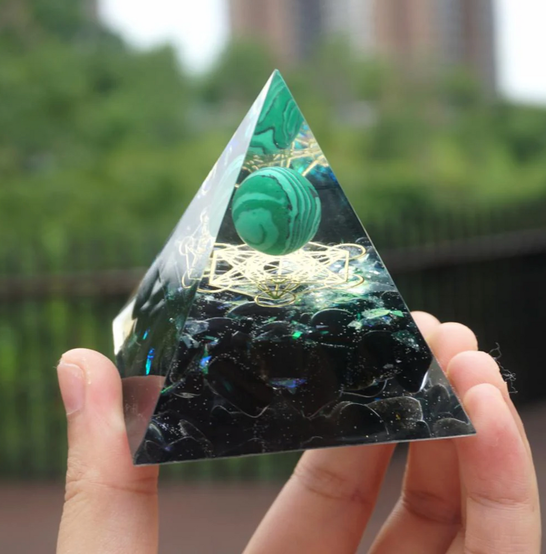 Piramide di Orgonite - Cerchio di Malachite