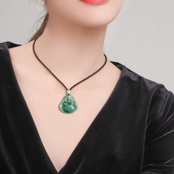 Collana con Buddha fortunato in giada