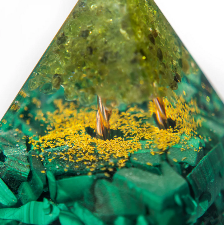 Albero della vita in malachite - Piramide di orgonite