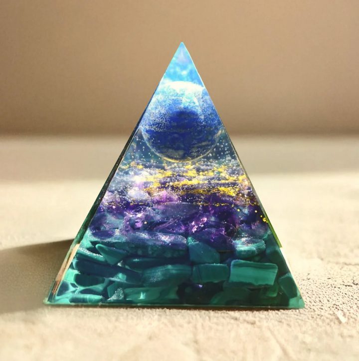 Universo di Lapislazzuli - Piramide di Orgonite