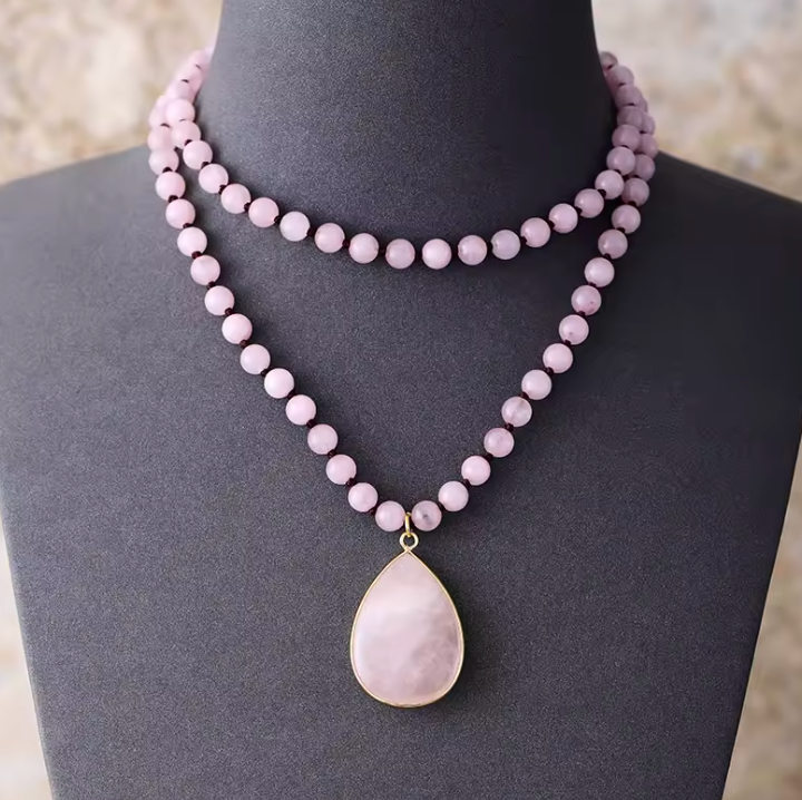 Collana in quarzo rosa naturale