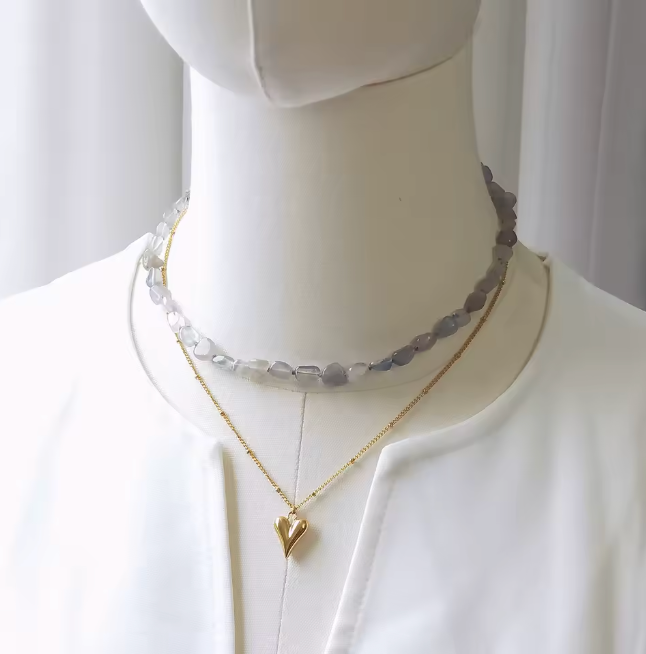 Collana con cuore di labradorite