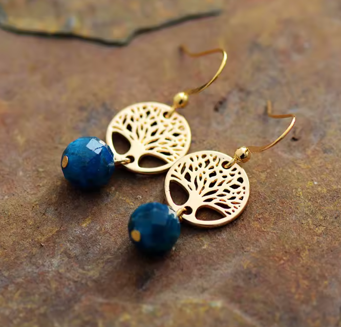 Orecchini con albero della vita in apatite