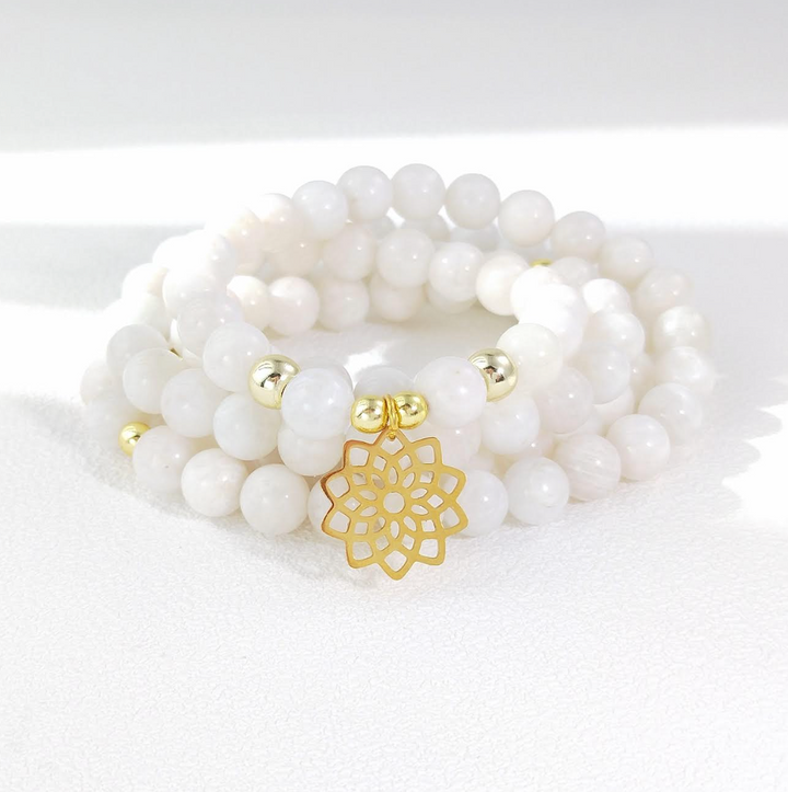 Mondstein Flower - Mala Kette