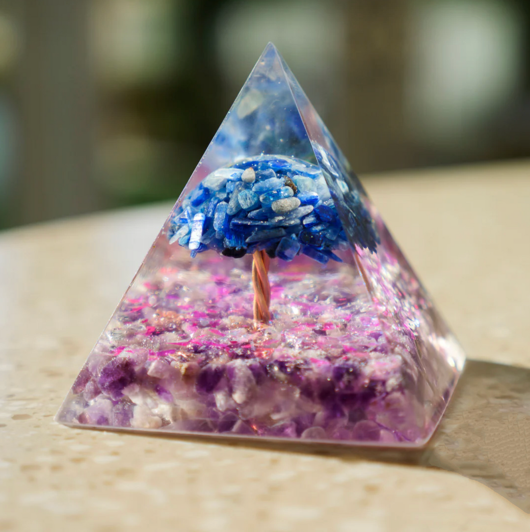 Orgonit Pyramide Kyanit Lebensbaum - LAMIVA