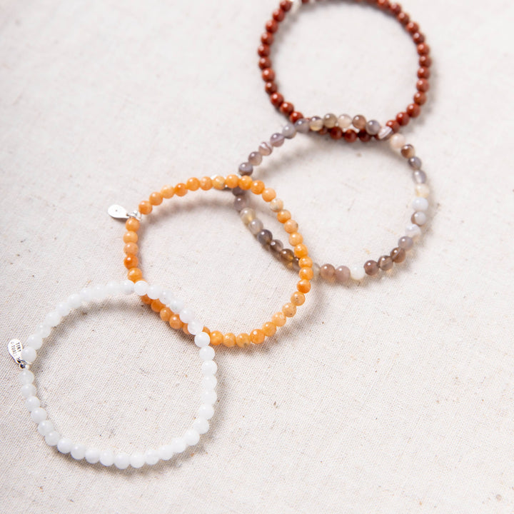 Set di braccialetti contro il cancro