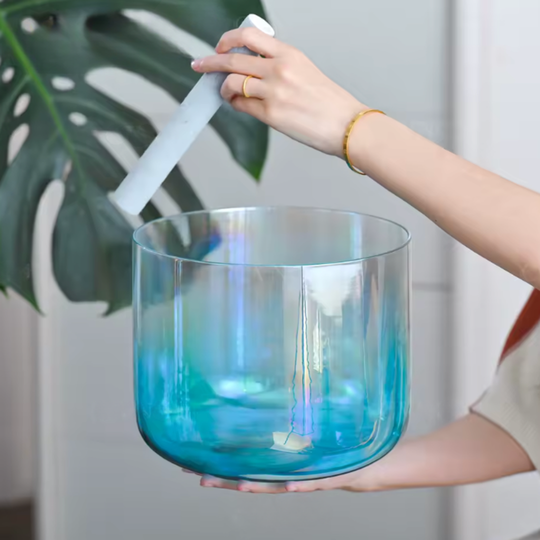 Kristall-Klangschale aus Quartz "Blue Oasis“
