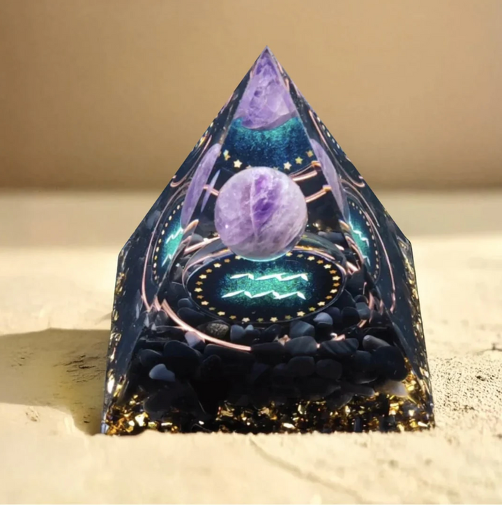 Sternzeichen Amethyst - Orgonit Pyramide