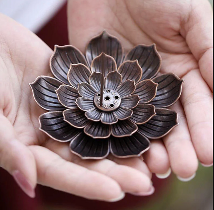 Lotus-Räucherstäbchenhalter