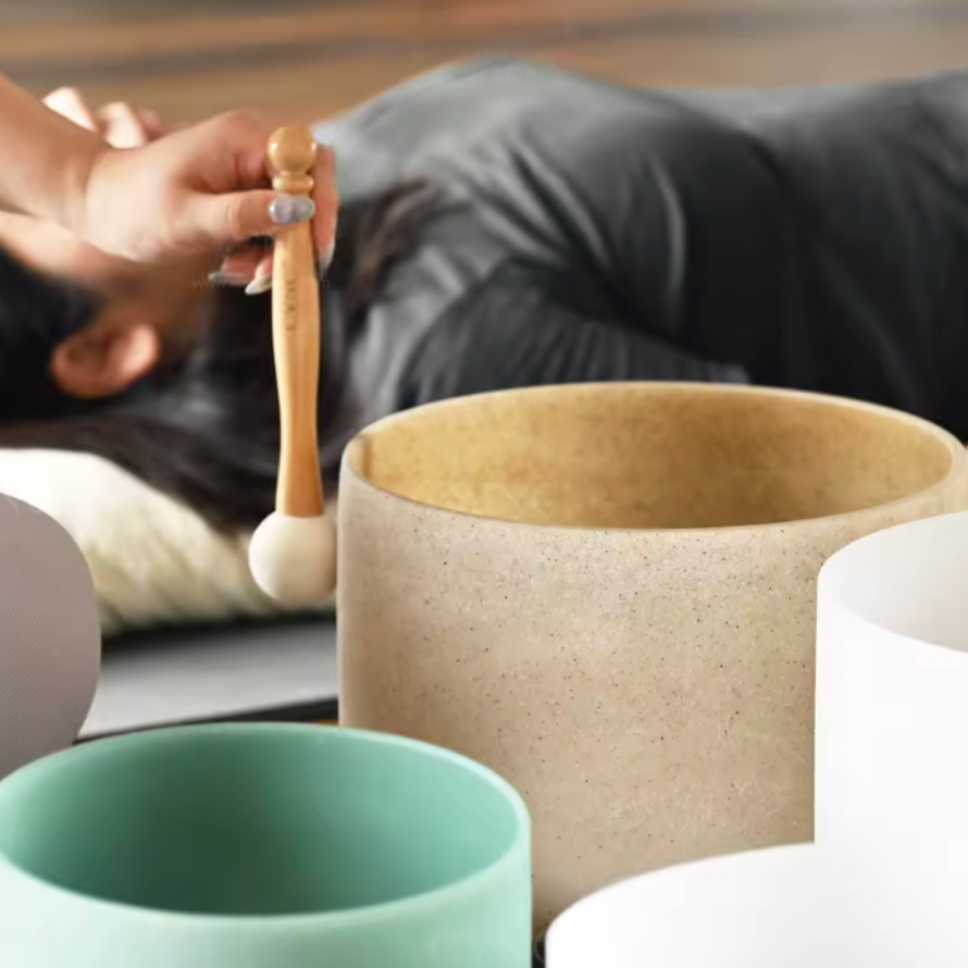 Kristall-Klangschale aus Quartz – Beige Topas Fusion