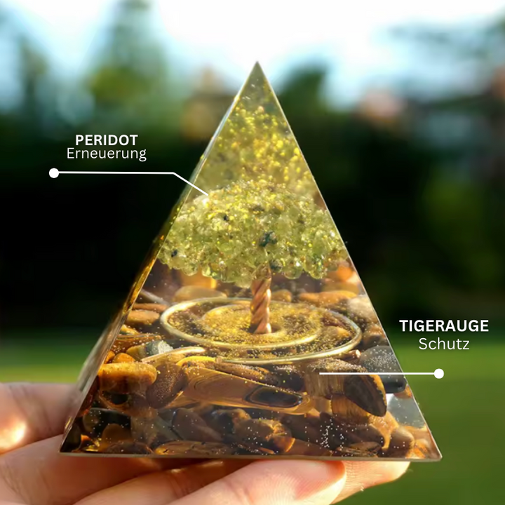 Peridot & Tigerauge - Orgonit Pyramide