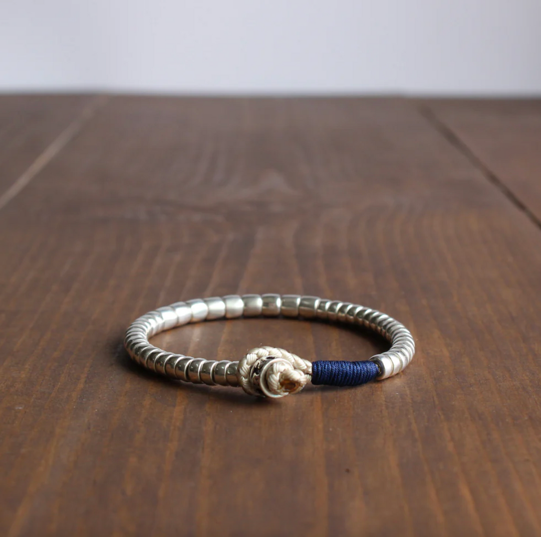 Buddha’s Whisper – Mantra  Armband