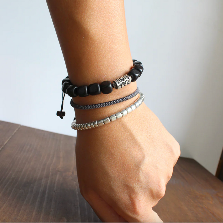 Buddha’s Whisper – Mantra  Armband