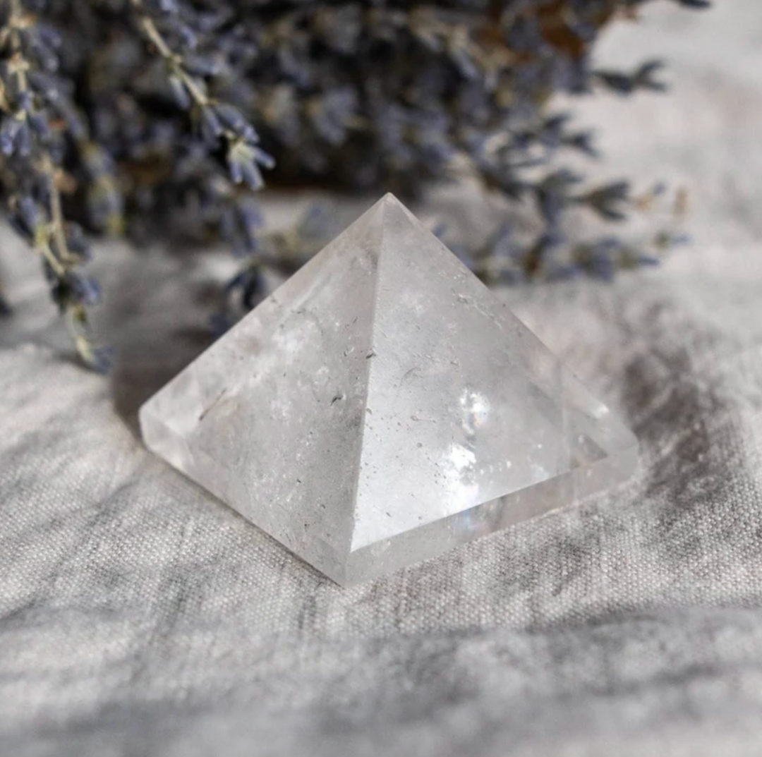 Edelstein - Pyramide