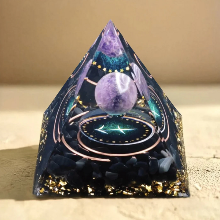 Sternzeichen Amethyst - Orgonit Pyramide