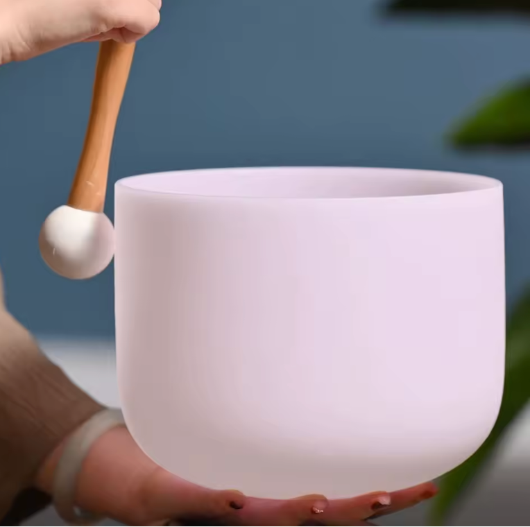 Kristall-Klangschale aus Rosenquarz – Rose Fusion