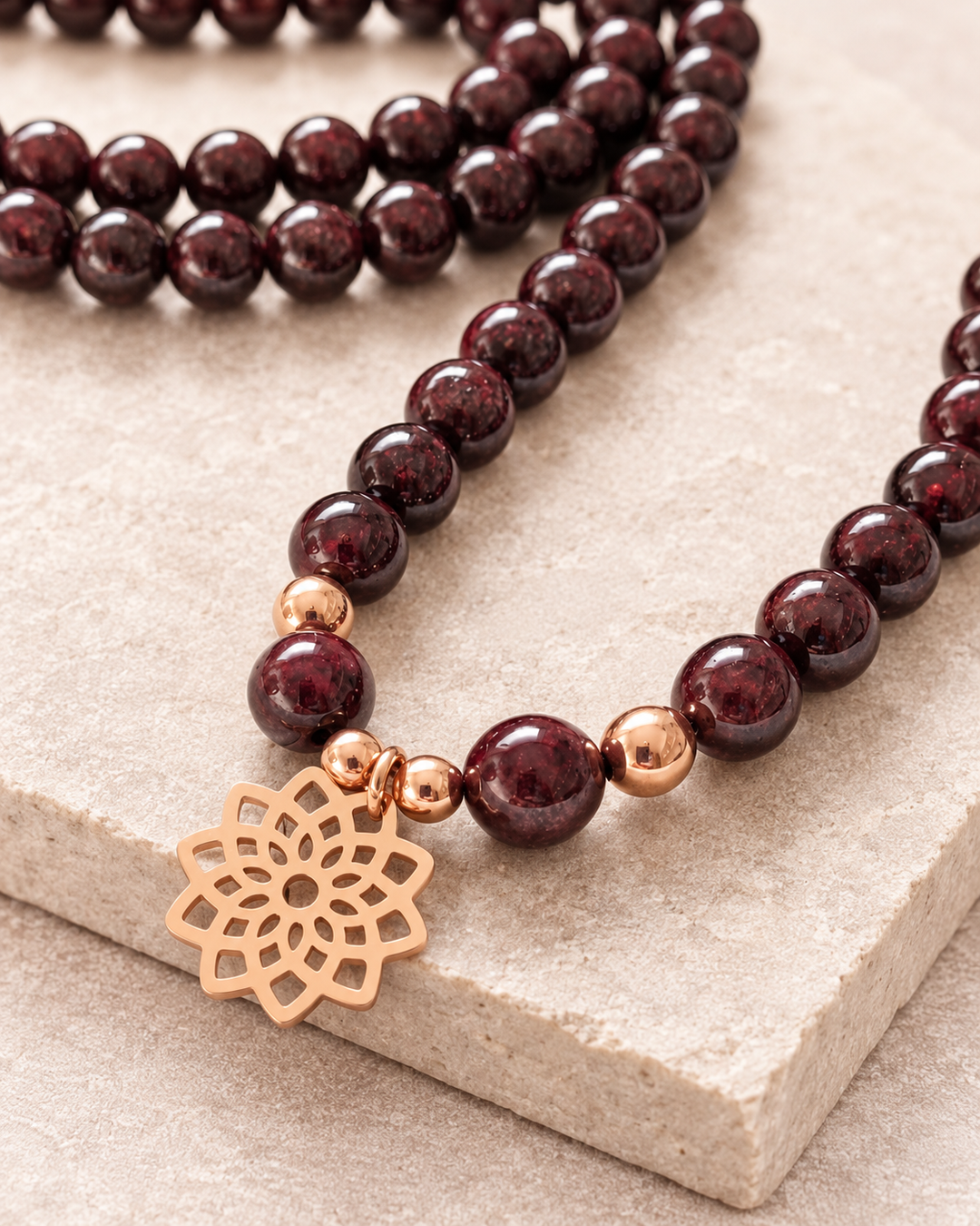 Granat Flower - Mala Kette