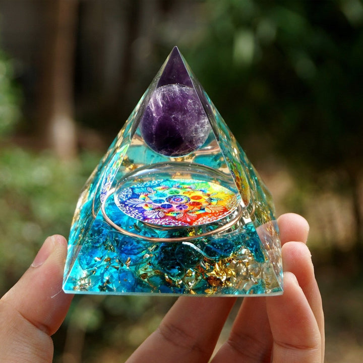 Amethyst & Quarz - Orgonit Pyramide
