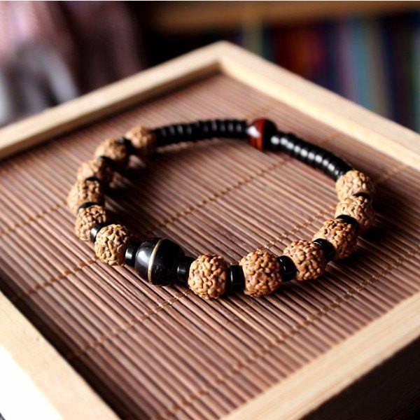 Himalayan Rudraksha - Armband - LAMIVA.de - Yoga Schmuck - Spiritualität