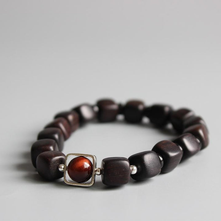 Rotes Tierauge - Armband - LAMIVA.de - Yoga Schmuck - Spiritualität